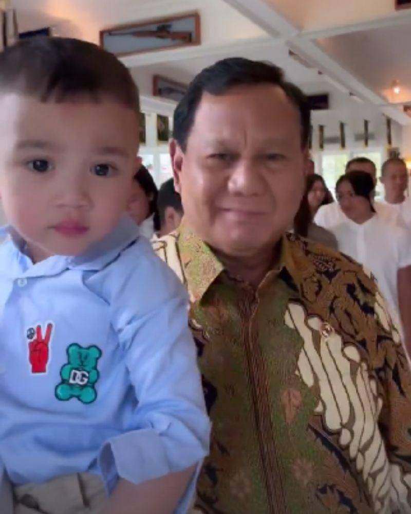 Instagram Story - Instagram.com/raffinagita1717